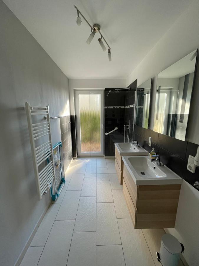 Villa Sara Wohnung Buskam Mit Terrasse ゲーレン エクステリア 写真